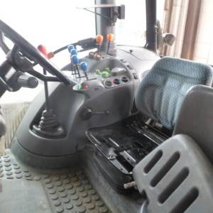 traktor DEUTZ FAHR AGROTRON 150