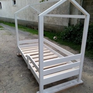 dječji krevet kućica