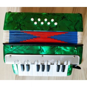 Goldencup UC104  dječja harmonika