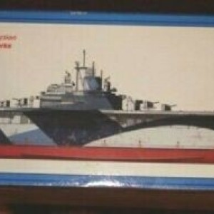 Maketa broda brod US Aircraft Carrier Yorktown 1/350