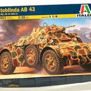 Maketa oklopnjak Autoblinda Ab 43 Armored Car 1/35 1:35