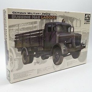 Maketa kamion Bussing Nag L4500S Kursk Luftwaffe 1/35 1:35