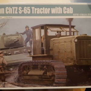 Maketa oklopnjak Russian ChTZ S-65 Tractor 1/35 1:35