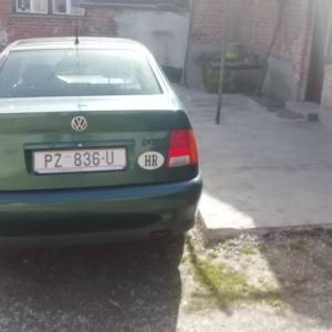 VW POLO