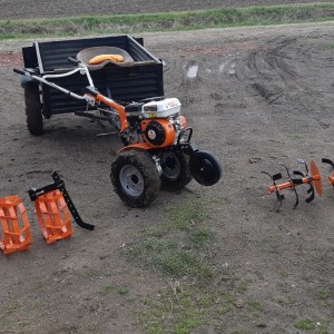 Prodajem NOVU frezu Ruris 7KS sa svim priključcima 4900kn