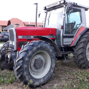 Traktor Massey Ferguson 3080