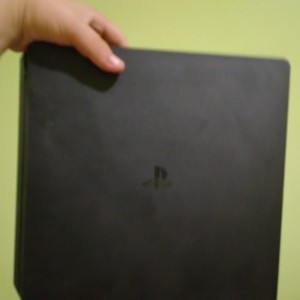 Playstation 4 1tb pod garancijom 1400kn
