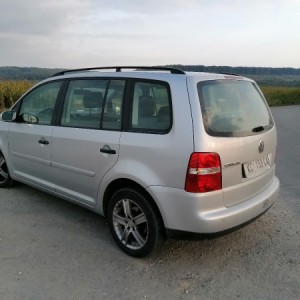 Vw touran 1.9 tdi Akcija zimski set kotača gratis