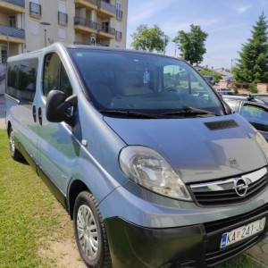 NAJAM PUTNIČKIH KOMBI VOZILA ZAGREB/KARLOVAC