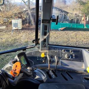 New holland TM 155
