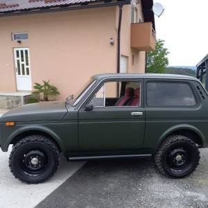 Lada niva 1.6i registrirana do 10/2023