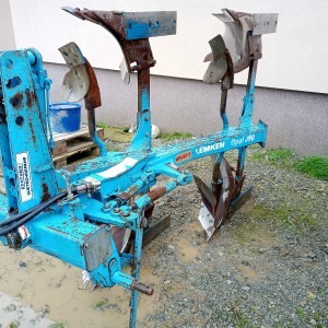 Plug dvobrazni okretač