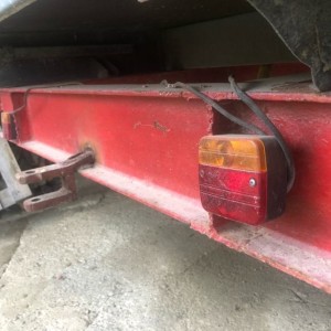 Jednoosovinka s HIAB 445 RV kranom, kruta