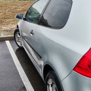 GOLF V 1.6 BENZIN