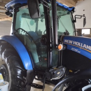 New Holland TD5.115