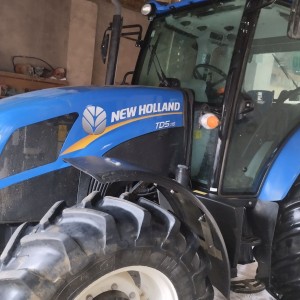 New Holland TD5.115