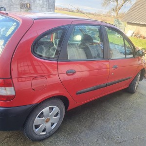 Renault Scenic 1.9 dci