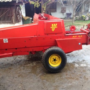 BALIRKA WELGER JOHN DEERE CLAAS DEUTZ *KUPUJEM* PRESA PREŠA ZA SIJENO