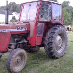 Traktor Massey Ferguson MF 165 168 175 178 185 188 265 275 285 KUPUJEM