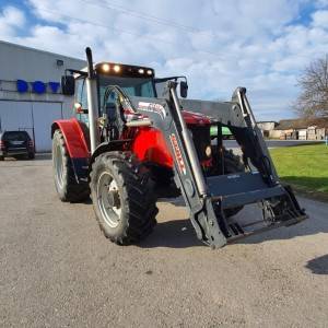 Massey Ferguson 5465