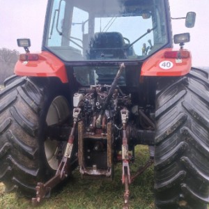 Traktor New Holland M 135