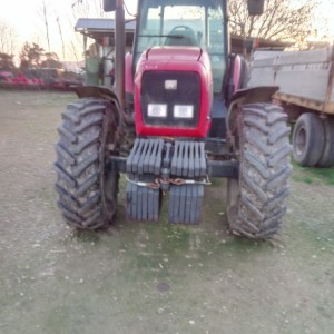 MF 8250 se prodaje
