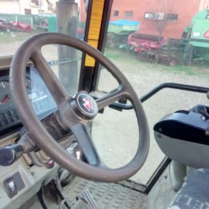 MF 8250 se prodaje