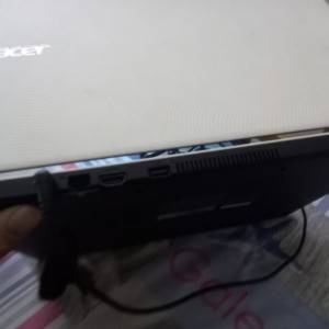 POVOLJNO. Potpuno novi ACER Aspire ES 13