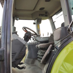 CLAAS ARION 520 INDUSTRISKI UTOVARIVAČ/KLIMA