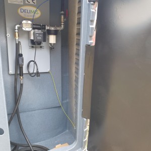 Spremnik (rezervoar, cisterna, tank, kontenjer) za gorivo 90