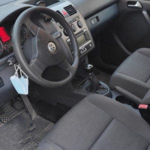 Prodajem VW Touran 1.9 tdi