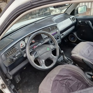 Wolksvagen golf 3 1,9tdi dijelovi