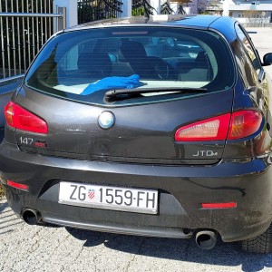 Alfa Romeo 147 1.9 JTDMultijet 200+KS!!