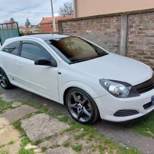 Opel Astra H GTC 1.9 CDTI Sport