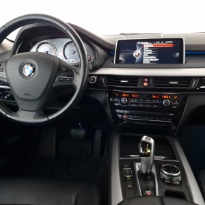 BMW X5 3.0d xDrive 2014. godina