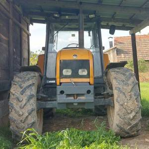 Prodajem traktor
