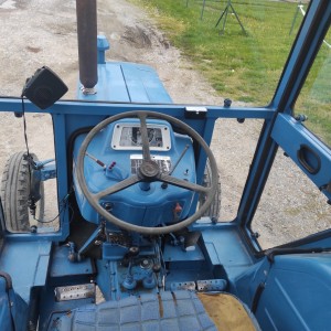 Ford 2000