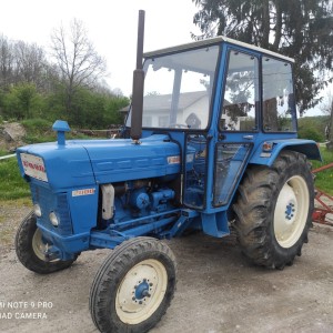 Ford 2000