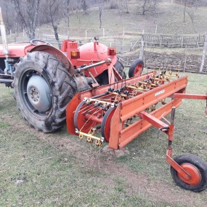 Grablje Panonija 220