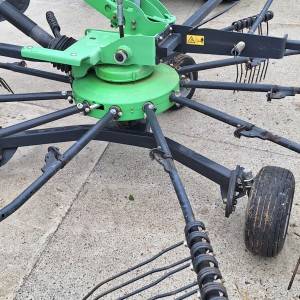 Sakupljač sijena Deutz Fahr SwatMaster 6952 Vario
