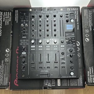 Pioneer CDJ-2000NXS2, Pioneer DJM-900NXS2 , Pioneer CDJ-3000