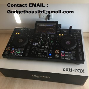 Pioneer CDJ-3000 Multi-Player / Pioneer DJM-A9 DJ Mixer