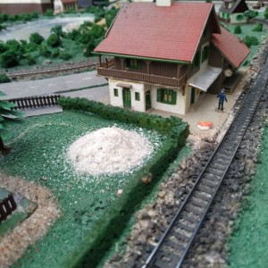 Maketa Mehano mjerilo N 1:160, očuvana i ispravna