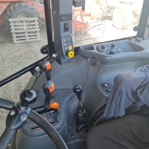 New holland ts115