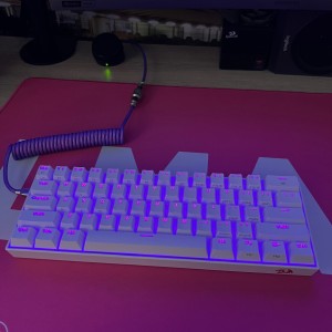 Gaming PC uz puno dodatne opreme i 95+ igrica, čitaj sve plz