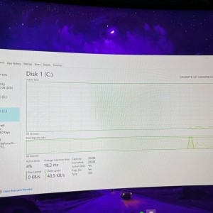 Gaming PC uz puno dodatne opreme i 95+ igrica, čitaj sve plz