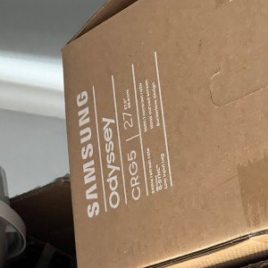 Gaming PC uz puno dodatne opreme i 95+ igrica, čitaj sve plz