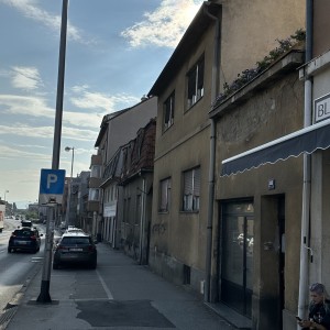 Prodaje se kuća s dvorištem u Ilici, Zagreb