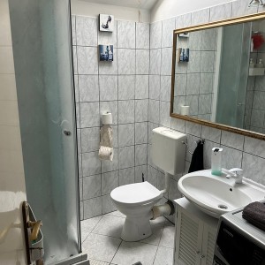 Prodaje se prekrasni komforni četverosobni stan na Savskoj cesti, Zagreb
