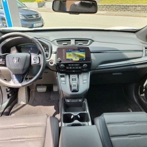 Honda CR-V 2,0 *svojim kamionima uvozimo-do registracije*